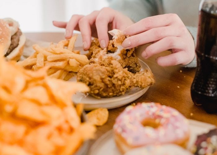 How to Know When the Occasional Binge Turns into Binge Eating Disorder